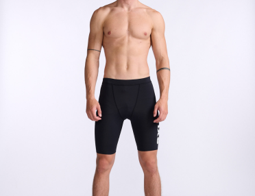 2XU Aero 9 Inch Tri Shorts Schwarz Heren