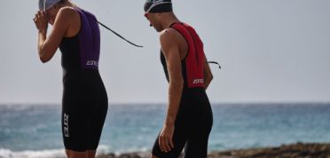 Swimskins und speedsuits