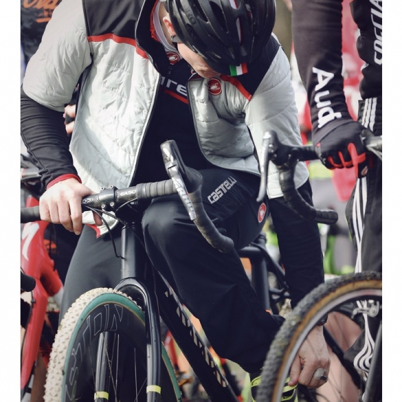 Castelli sales cross prerace