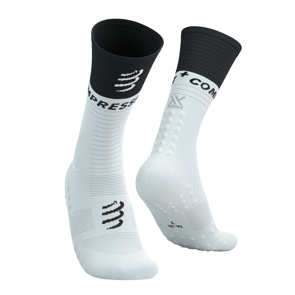 Compressport Mid compression socks v2.0 weiß/schwarz SQTU3540002